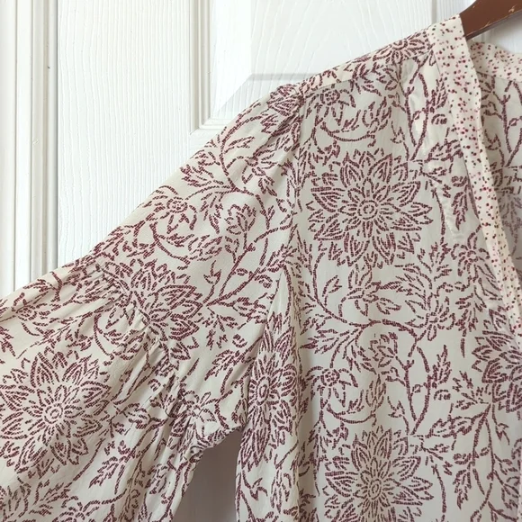 Warm NY Floral Printed Silk Tied V-neck Quarter Bell Sleeve Blouse Cream Medium